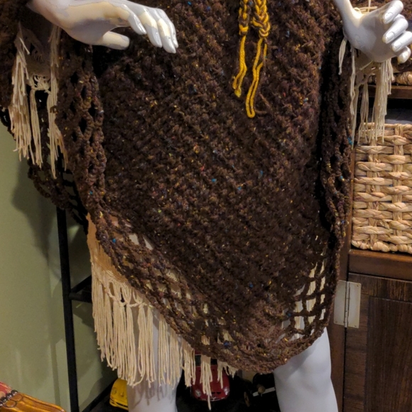 NEW "THE KRYSTAL" HANDMADE PONCHO - Picture 4 of 4